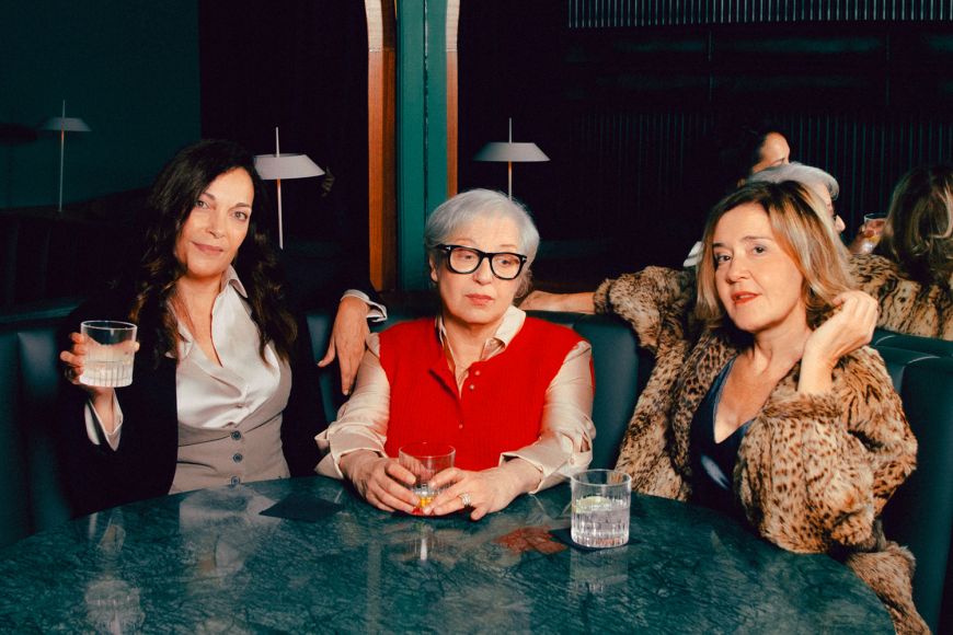 Les Bàrbares Les Bàrbares